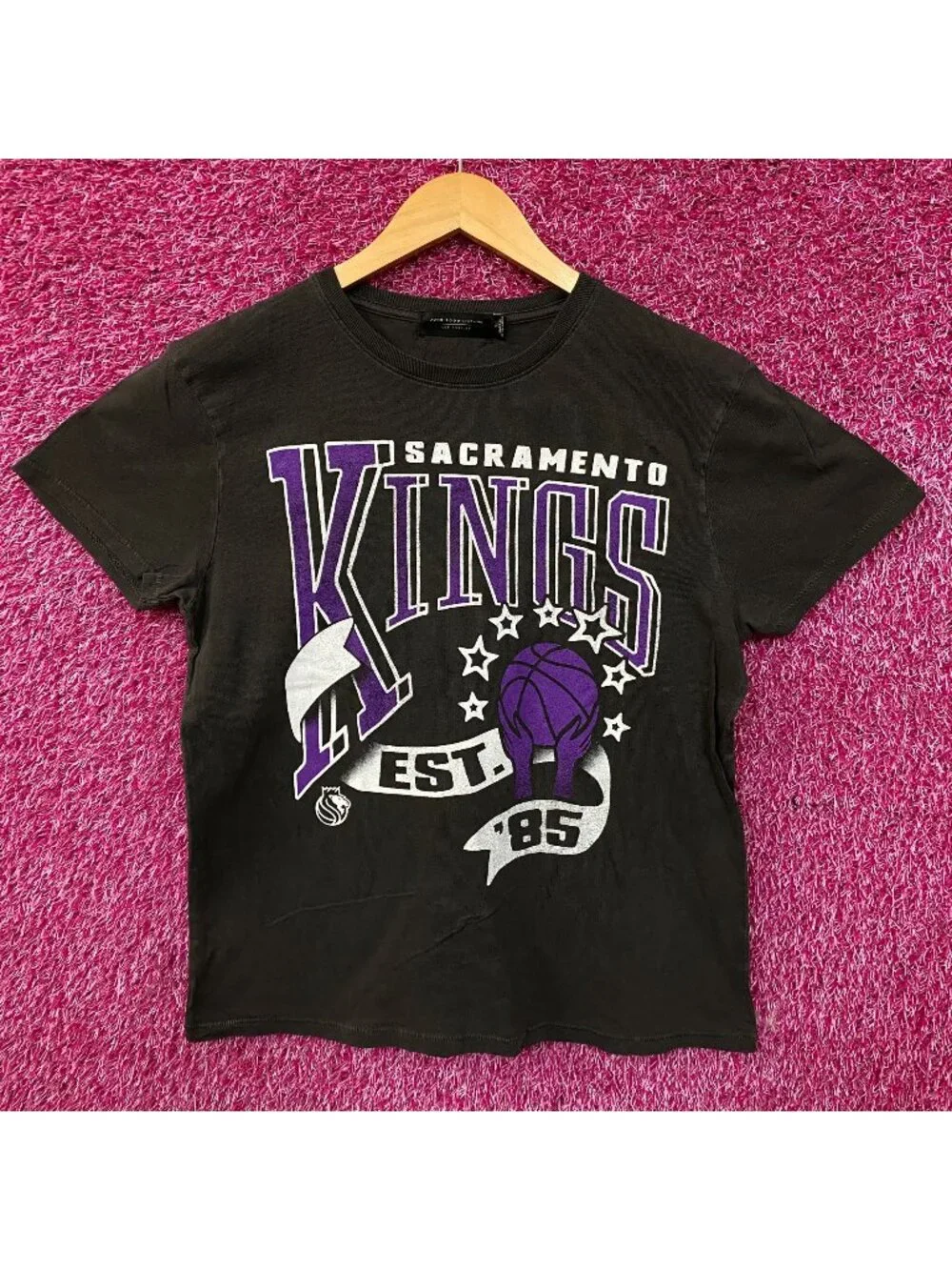Junk Food NBA Sacramento Kings Women's Graphic T-Shirt Small